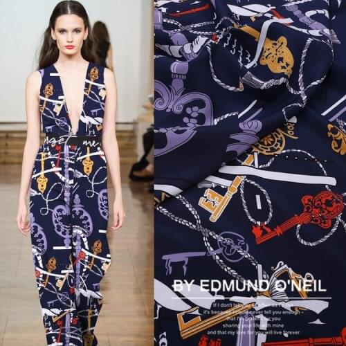 Customized Summer Skin-Friendly Digital Printing Silk Crepe De Chine Fabric Clothing and Dress Silk Fabric