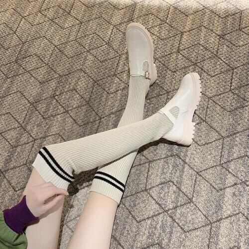 Female snow boots Cute Snow Boots Winter non-slip student Plus velvet warm cotton shoes flat boots Stockings U11-42