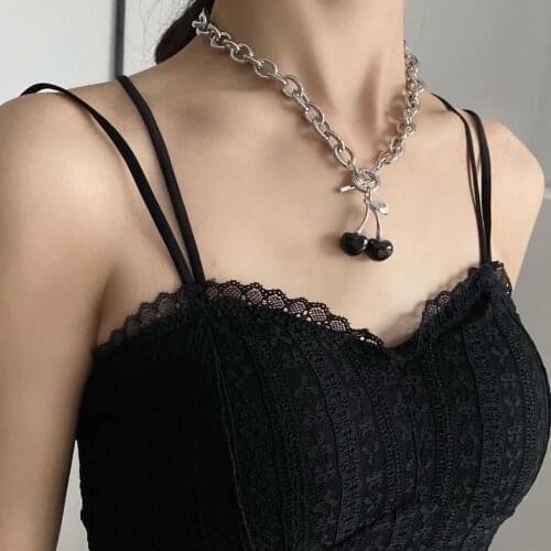 Black Cherry Necklace Female Clavicle Silver O-Chain Choker Necklaces Tide Hiphop Cold Wind Neck Cherry Choker Women Jewelry