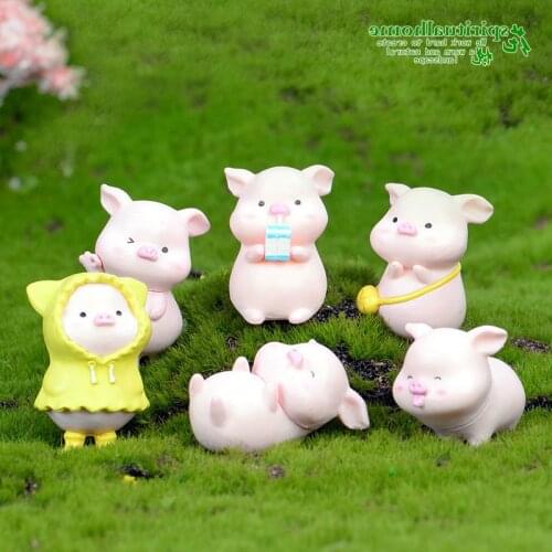 6 PCS Micro Landscape Ornaments Multi-flesh Ornaments Yellow Rainwear Piggy Backpack Plastic Small Animal Ornaments Bonsai
