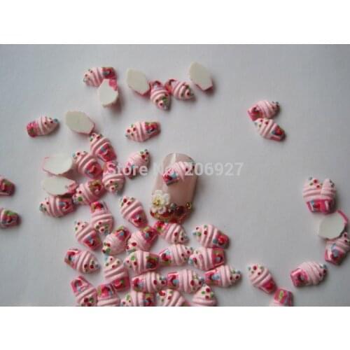 RC75 30pcs Cute Cupcake Shape Nail Resin Decoration Outlooking