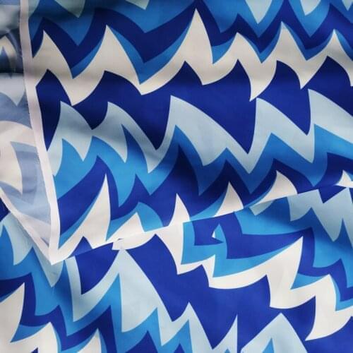 Tiger European and American brand show high-definition digital printing satin shirt garment fabric fabric customization