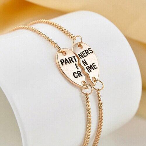 2020 Hot Selling 1 Pair Womens Unique Best Friends Split Heart Pendant Bracelet Fashion Jewelry Friendship Birthday Gift