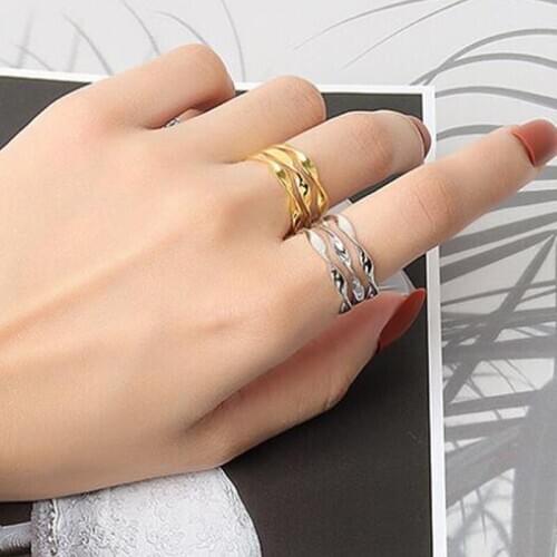 Fashion Irregular Round Circle Geometric Ring Gold Silver Color Three Layers Twisted Wavy Ring Ladies Open Jewelry Gifts for Men
