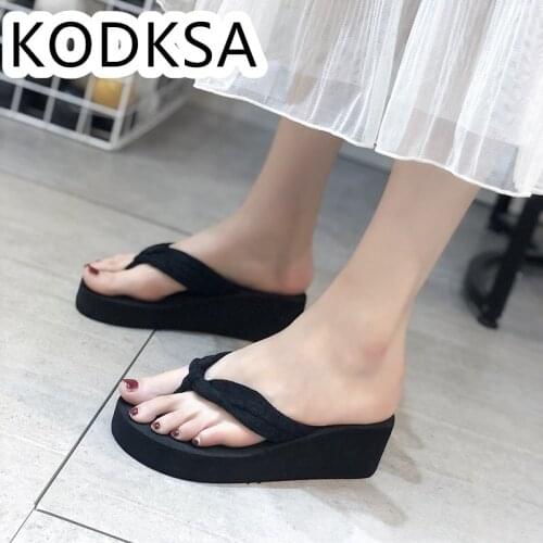 2021 New Hot Summer Slippers High Heels Flip-flops Platform Platform Beach Shoes Wedges Flip-flops