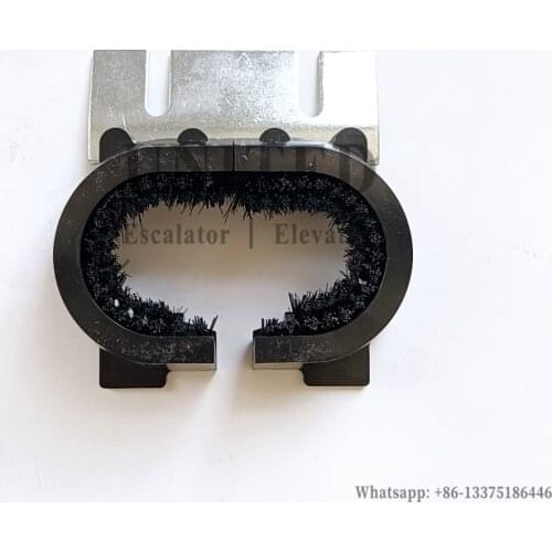 Escalator Handrail Inlet with Brush KM3712262