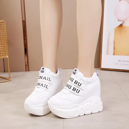 Shoes woman Platform casual shoes 2019 Mesh Breathable Ladies Casual Shoes Comfortable Light Weight Wedge High Heel