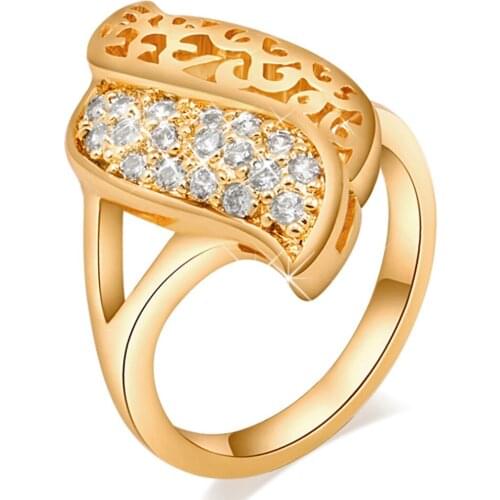 Flower Hollowing craft Gold Color Ring For Women White Pave Zircon Filled Wedding Ring Fashion Jewelry Friendship Gift