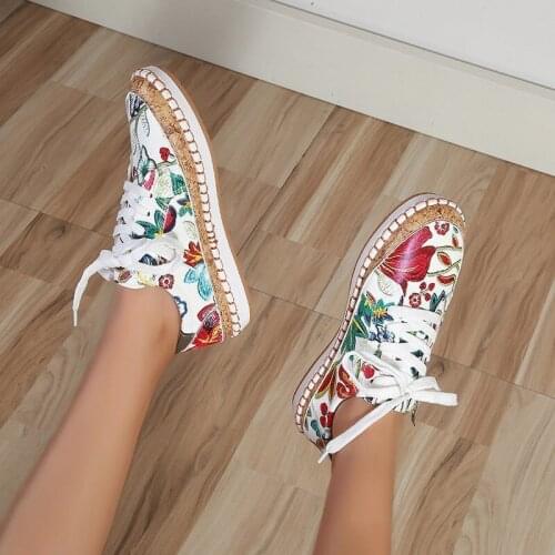 Women Sneakers Female Floral Printed Lace Up Flats Shoes Woman Round Toe Vulcanized Fashion Ladies Casual Zip Flats Plus Size