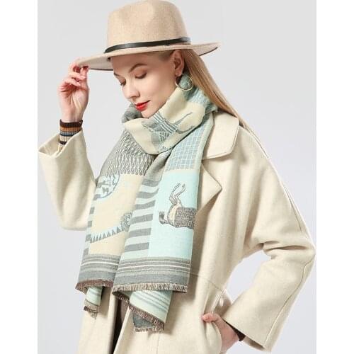 2020 Luxury brand Winter New Carriage Scarf Warm Shawl Thicken Tassels Horse cashmere fashion show poncho cape womens pashmina