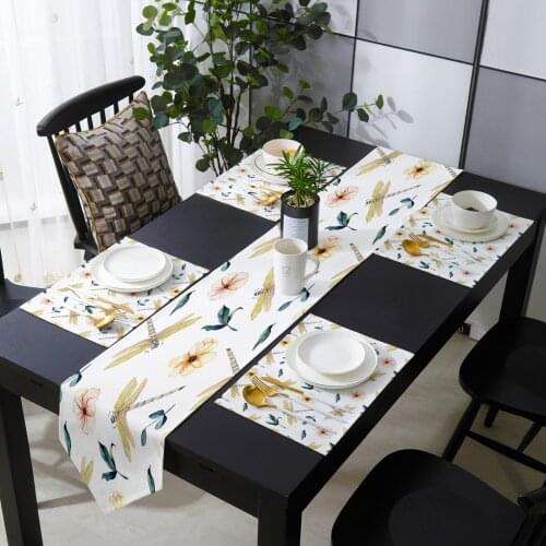 Flowers Green Leaves Dragonfly Table Runner Placemats Set Country Wedding Table Art Decoration for Kitchen Home Dining Holiday