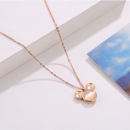 Cute Bear Necklaces Resin Cartoon Mouse Pendant Korean Jewelry Wholesale 2021 New Halloween Clavicle Chain Anime Accessories