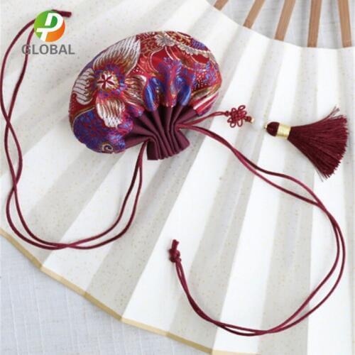 D&P 1pcs Chinese Knot Tassel silk fringe Household Wardrobe Car Lavender Air Fresheners Lavender Bud Dried Flower Sachet Bag