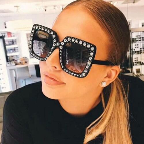 Luxury Vintage Sunglasses Big Square Rhinestone Brand Designer Sun Glasses For Women Oversize Fashion Crystal Sunglasses Eyewear