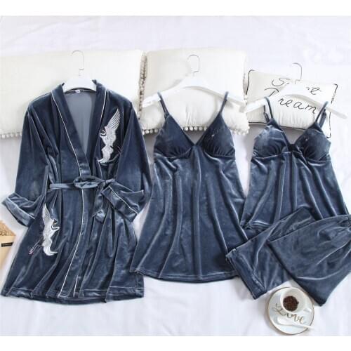 Crane Embroidery Gold Velvet 4 Pieces Warm Winter Pajamas Sets Women Sexy Lace Robe Pajamas Sleepwear Kit Sleeveless Nightwear