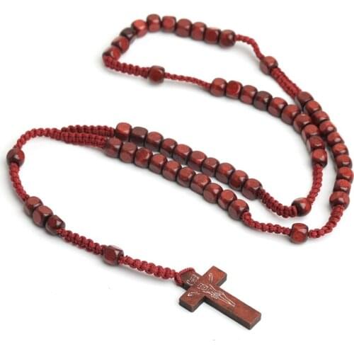 Handmade Wooden Beads Rosary Necklace Cross Pendant Necklaces for Men Women Religious Jesus Jewelry Retailsale