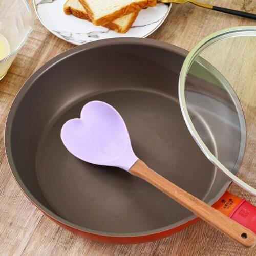Heat Resistant Heart Shape Rice Spoon Non-stick Soup Ladle Multi-use Silicone Home Scoops Easy to Wash for Kitchen/Restaurant