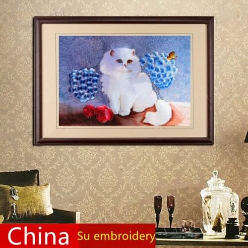 Chinese painting cat play butterfly mural Su embroidery living room bedroom study hotel tea restaurant hanging painting SP079