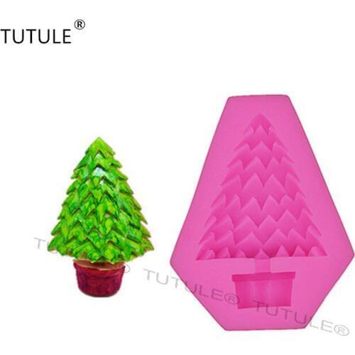 Gadgets Christmas Tree Gifts Rubber Soft Food Safety Molds Clay, Fudge, Chocolate, Cake Mold