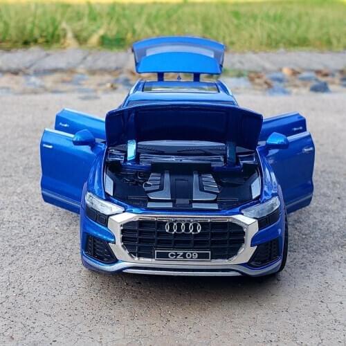1:32 Scale Alloy Diecast Luxury SUV Collection Car Model For Audi Q8 Pull Back Toys Vehicle With Sound&Light