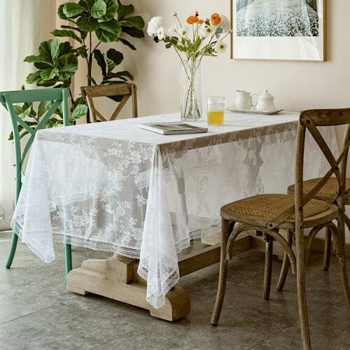 Lace Tablecloths On The Table Brighten Sea China