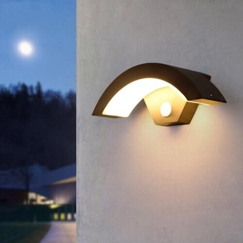 Outdoor LED Wall Lamp Waterproof Induction Garden Yard Balcony Lamp Creative Exterior Outside Lighting 12W 15W 18W