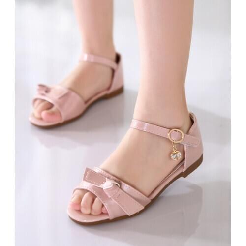 2020 New Summer Kids Beach Sandals For Girls Cute Princess Leaves Bow Shoes Students Soft Bottom Pink And White Size 27-36