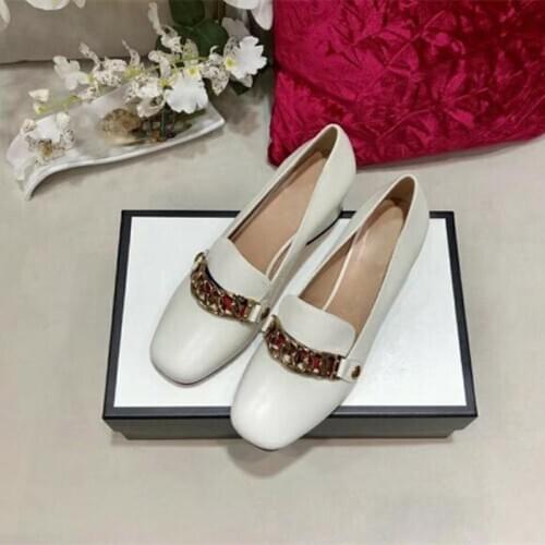 Manlinaya Brand Luxury Design Women Pumps Genuine Leather Gold Chain Woman High Heels Square Toe Runway Casual Female Shoes 2020