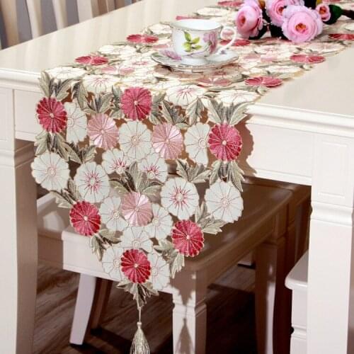 Pink Embroidered Flower Table Runner for Rustic Wedding Home Dining Tablecloths Cabinet Cover Tea Table Cloth Home Decoration