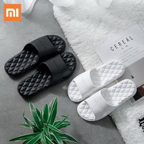 Xiaomi New Slippers Women Summer Thick Bottom Indoor Home Couples Shoes Bathroom Non-slip Soft Sole Slide Sandals Men Flip Flops