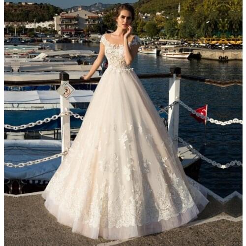 2021 Vintage Boho Wedding Dress Cap Sleeves Vestido Noiva Robe de Mariee Backless with Sweep Train Bridal Gowns Customed