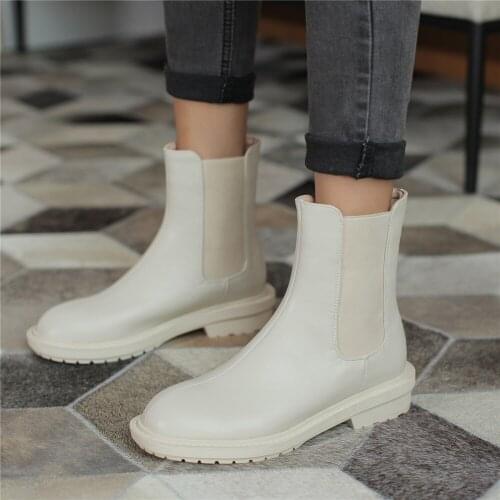 New Luxury Chelsea Boots Beige Black PU Leather Ankle Boots Women Autumn Winter Round Toe Slip-on Shoes Woman Platform Botas