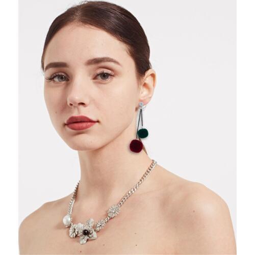 2019 New Temperament Long Earrings Personalized Wild Simple Asymmetrical Hair Ball Female Models Earrings Long Earrings New