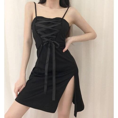 Retro Suspender Small Black Skirt Sexy Split Dress with High Waist and Slim Body