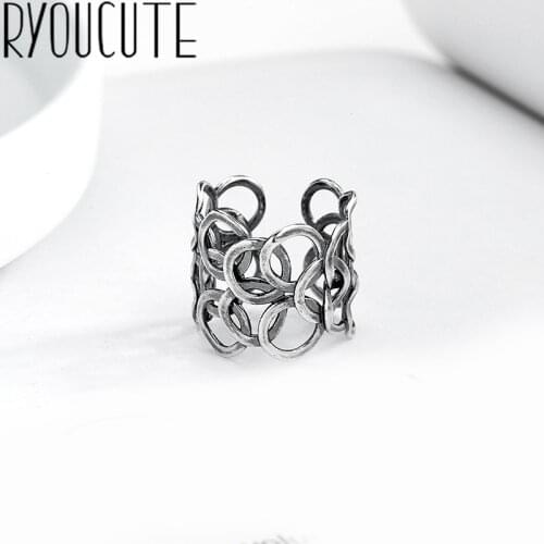 Original Design Popular Large Circle Ring Simple Rings for Women Wedding Engagement Jewelry Gifts