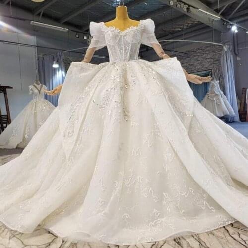 Charming Crystals Beaded Wedding Dresses Sheer Long Sleeves Lace Up Open Back Bridal Gowns Vestido De Novia Ruches Wedding Gown