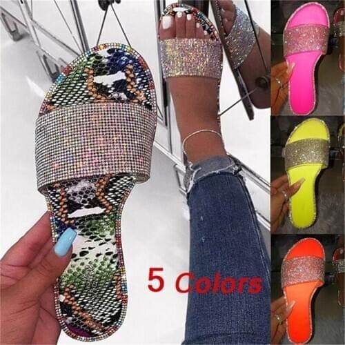 Glitter Slippers Women Summer Sandals 2021 Fashion Bling Female Candy Color Flip Flops Beach Diamond Flat Shoes Outdoor Sandals