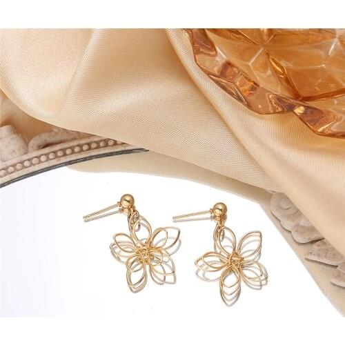 2021 Trendy Gold Color Flower Drop Earrings for Women Charm Statement Metal Hollow Earring Fashion Statement