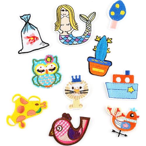 100pcs/lot Small Anime Embroidery Patches Cute Animal Cactus Fish Bird Ship Mermaid Clothing Decoration Heat Transfer Badge Iron
