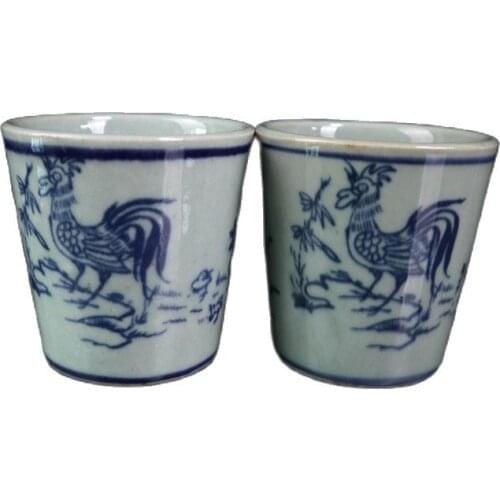 China Old Porcelain A Pair Of Blue And White Family Picture Teacups