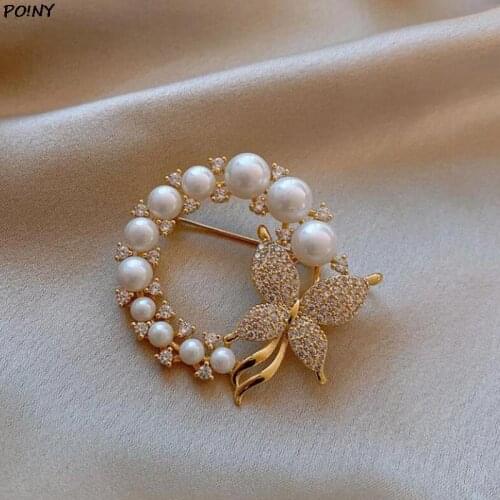 Pearl Rhinestone Wreath Butterfly Brooch For Women Baroque Trendy Elegant Circle Leaf Brooch Pins Party Wedding Gifts