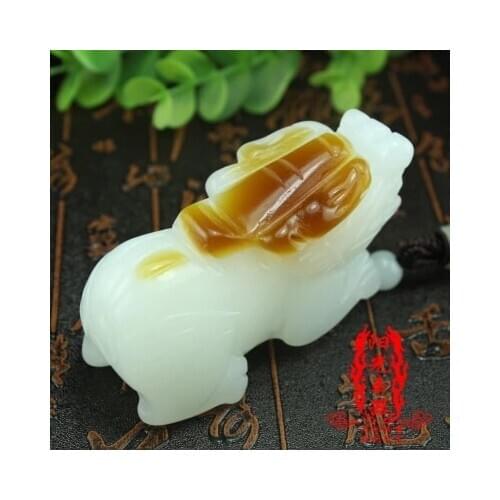 Xinjiang Hetian jade, sugar, leather, white jade, brave hand, play pieces