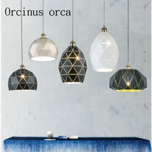 Nordic simple originality black and white single head chandelier restaurant bar personality iron Chandelier Postage free