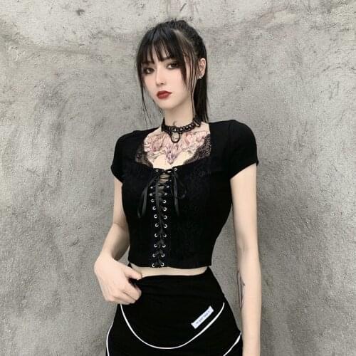 Women Lace Stitching Cropped T-Shirt Black Sexys Slimming Top for 2021 Summer New Fashion Style d88
