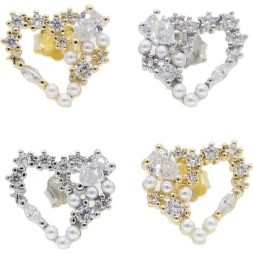 New Fashion Luxury 2 Colors Stud Earrings Heart Shape Link With Pearl Paved White Cz Women Wedding Gift Cool Design
