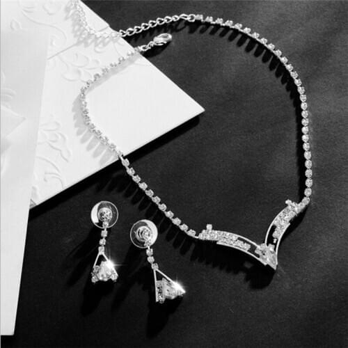 Womens Wedding Sparkling V Shaped Rhinestone Crystal Necklace Earrings Set Charm Bridesmaid Bridal Jewelry Set Silver Plated