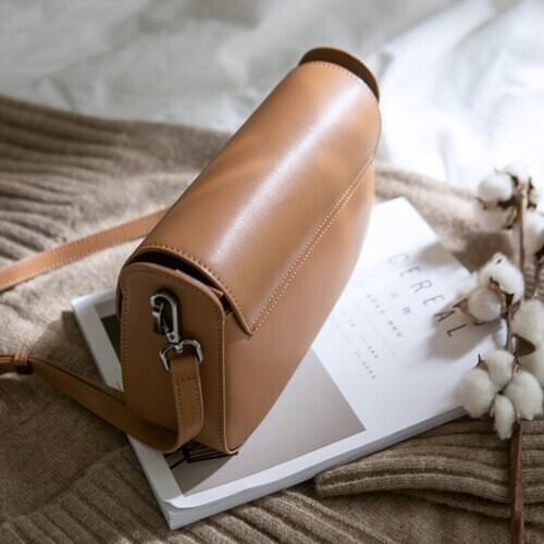 Flap Shoulder Vintage Women Bag Classic Ladies Sling Leather Crossbody Bags 2020 New Retro Spring Autumn Packing Bag