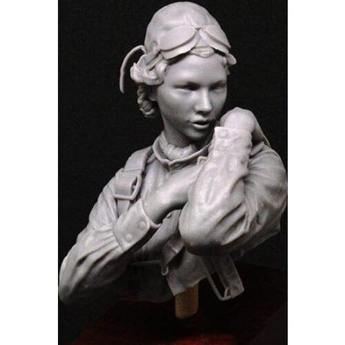New Unassembled 1/10 anicent Russian Female Pilot bust Resin Figure Unpainted Model Kit