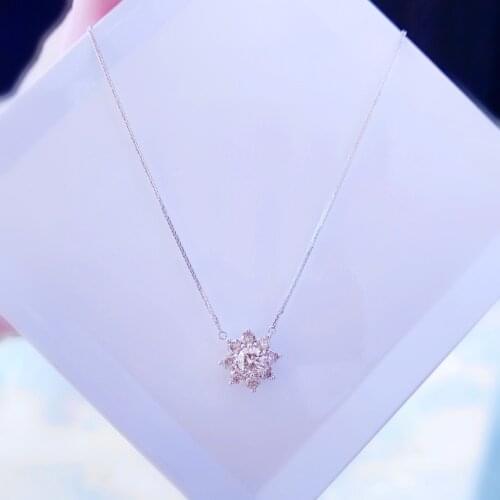 18k White Gold Real 0.3carat L Color I1 Natural Diamond Pendant Side Stone 0.4ctw Flower Diamond Pendant Necklace for Women