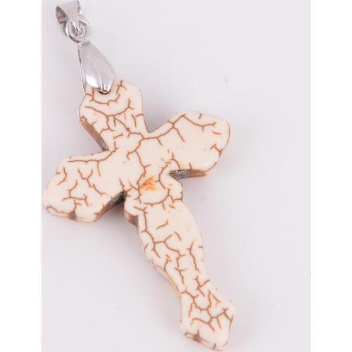 Natural Stone Red Green Cream-coloured Howlite Cross Shape Pendant Necklace for Women Men Healing Jewelry Three Choices D546a
